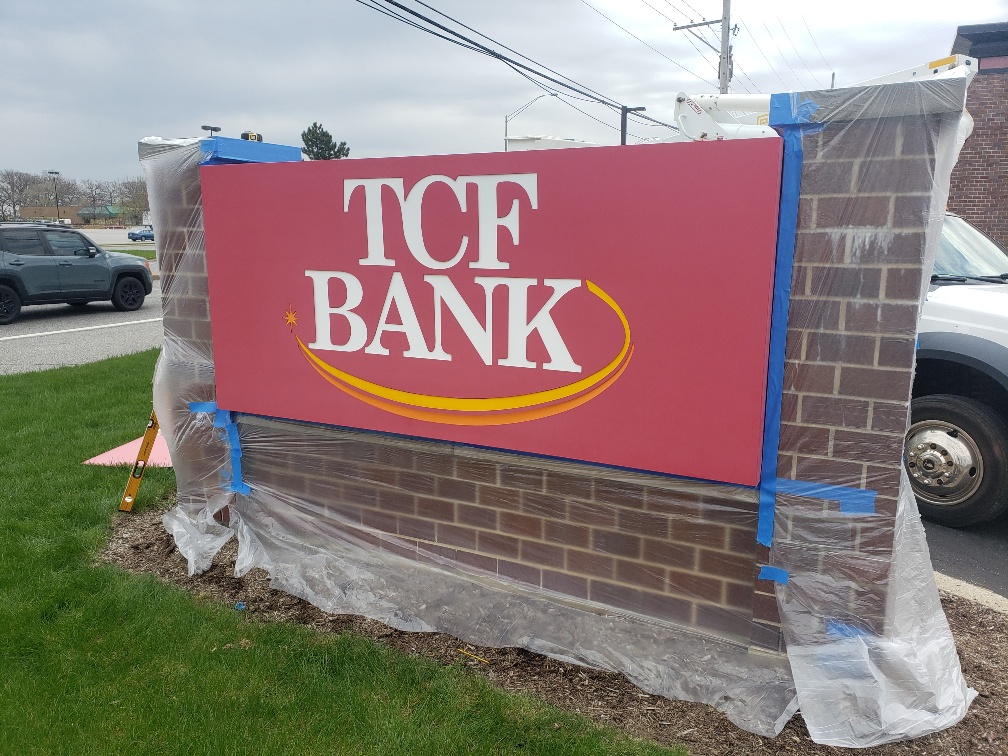 Monument signs and Exterior Signs for Banks in Chicago IL