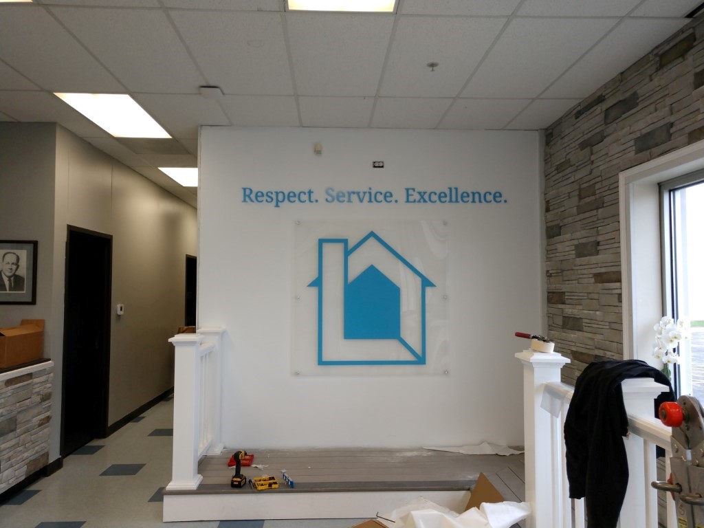 Interior office signs and graphics in Elk Grove Village IL
